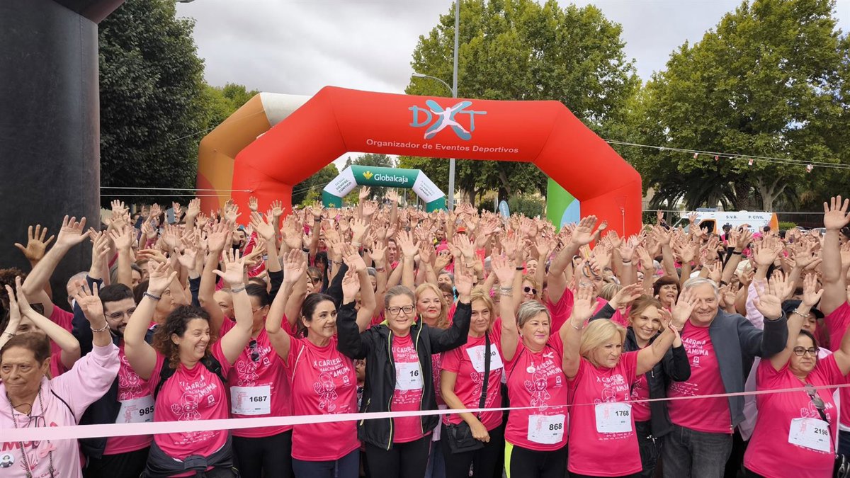 2.500 personas tiñen de rosa Ciudad Real para visibilizar el cáncer de mama