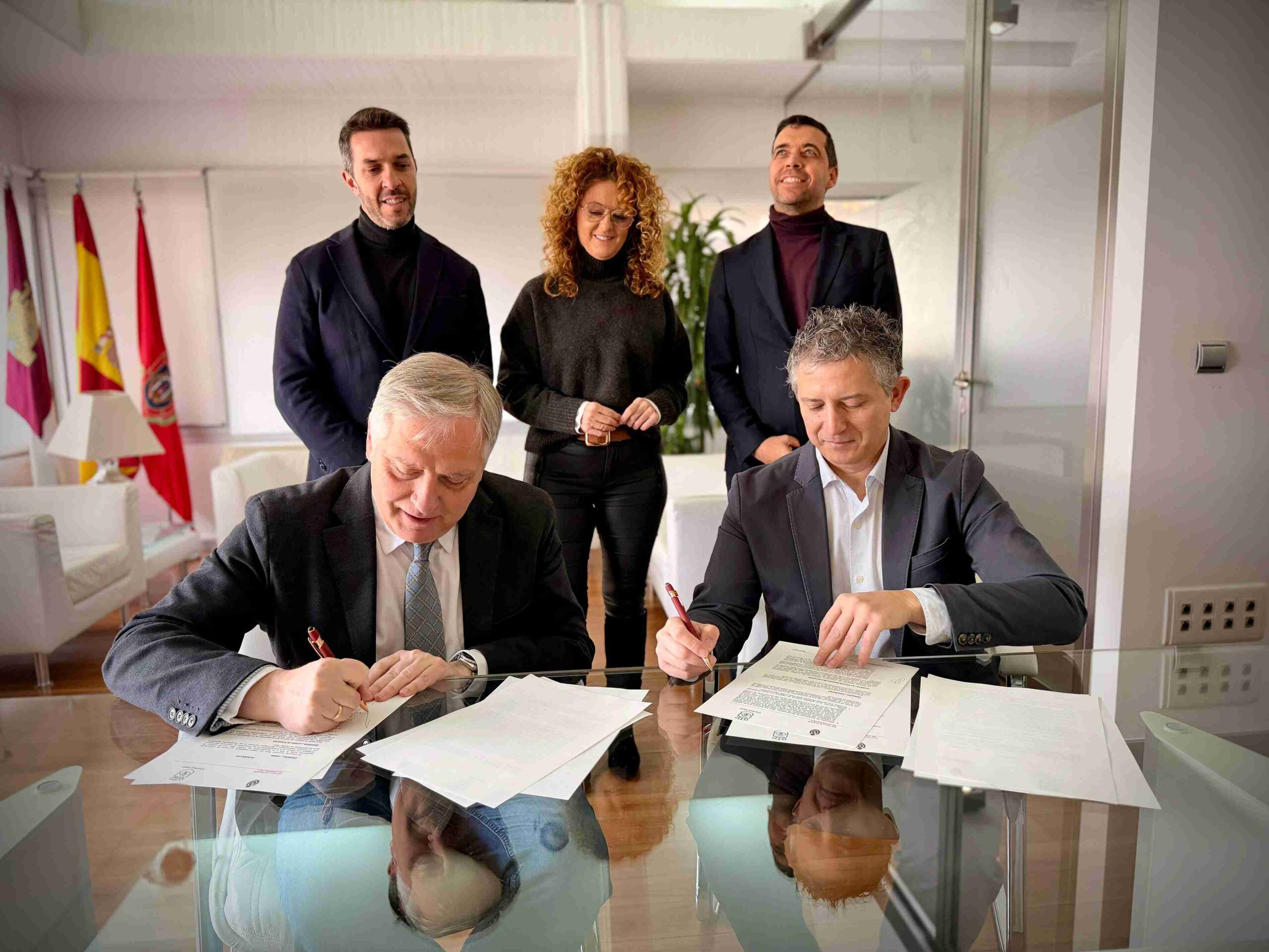 El Ayuntamiento de Ciudad Real y la Escuela Superior de Informática acuerdan reforzar empleabilidad