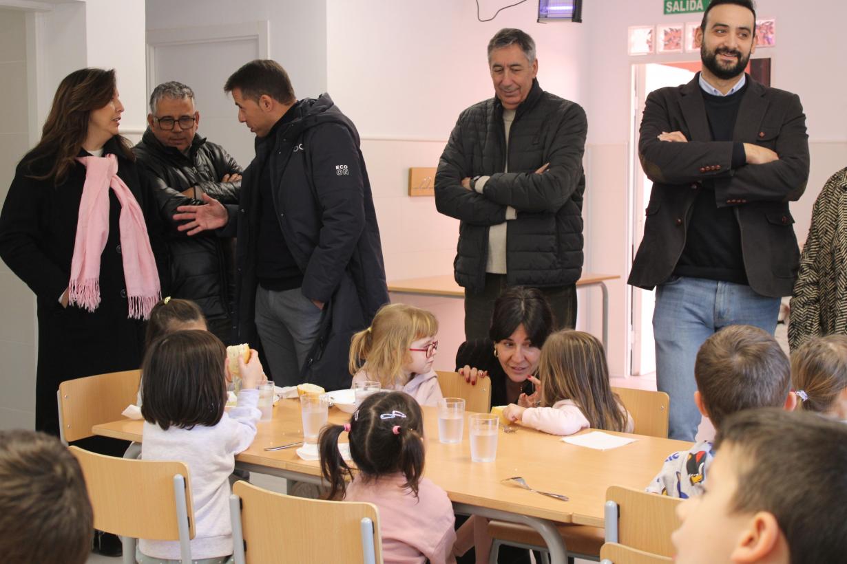 El Gobierno de García-Page ofrece comedores escolares y adjudica la depuradora en Pedro Muñoz