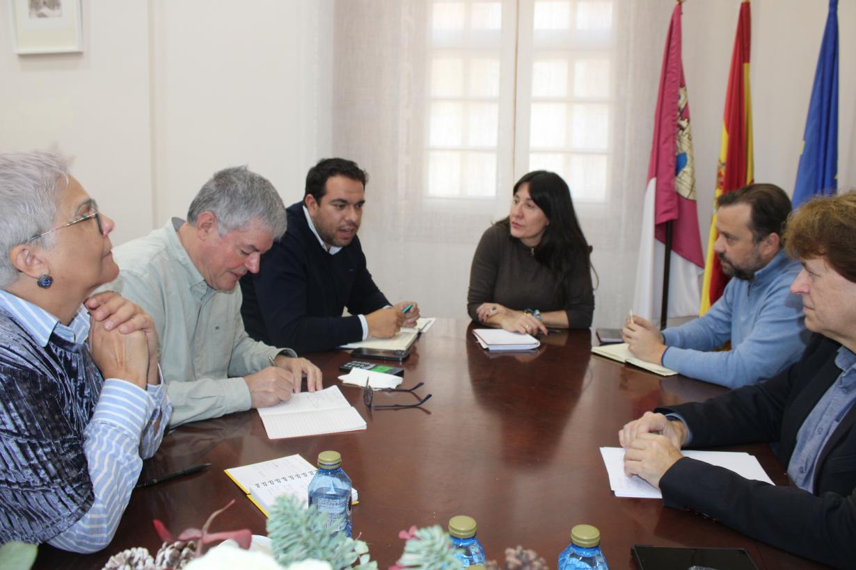 El Gobierno de García-Page prevé licitar el abastecimiento de agua a Almadén y Chillón