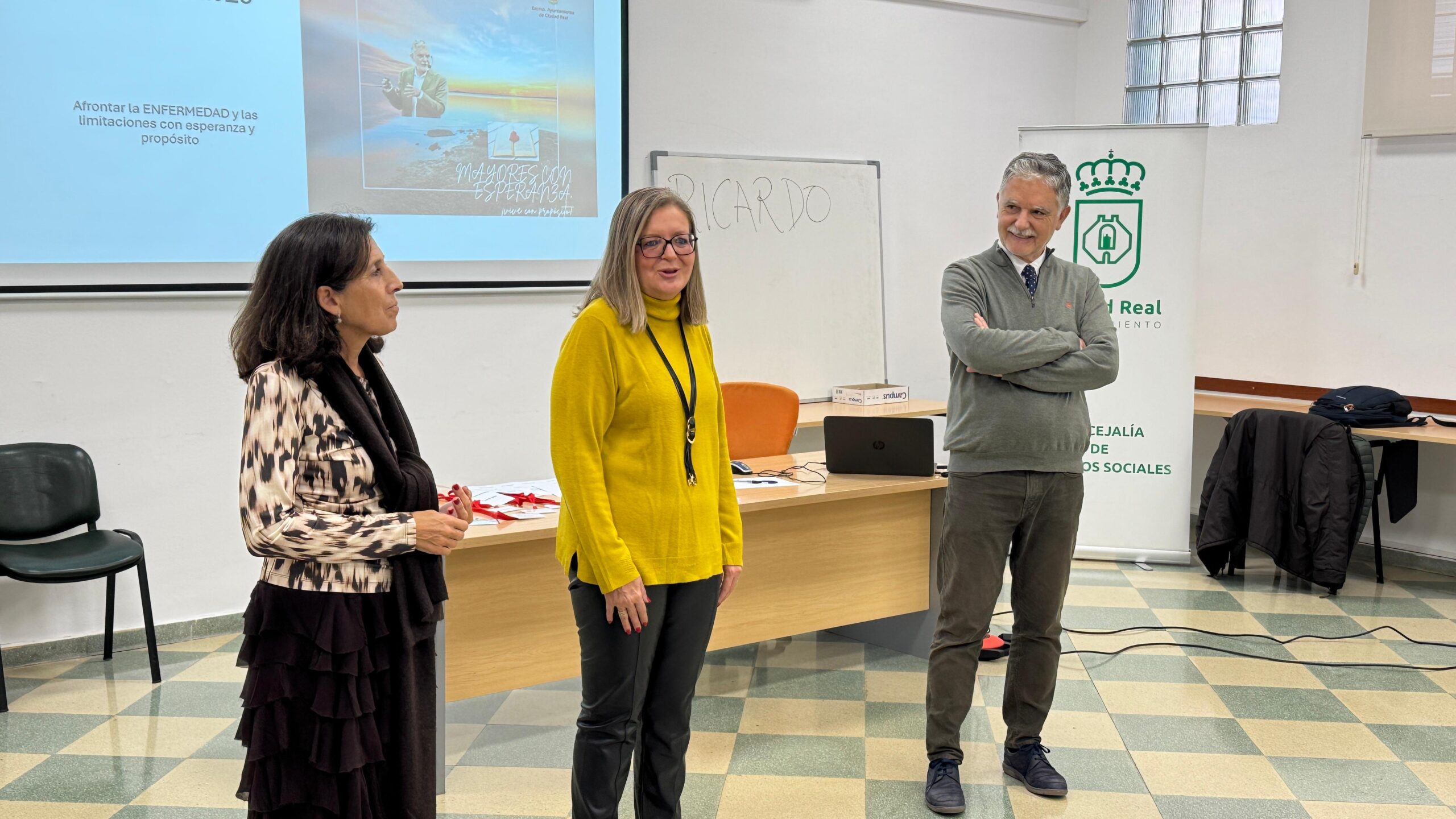 El ciclo Mayores con sentido celebra su primer encuentro en Ciudad Real