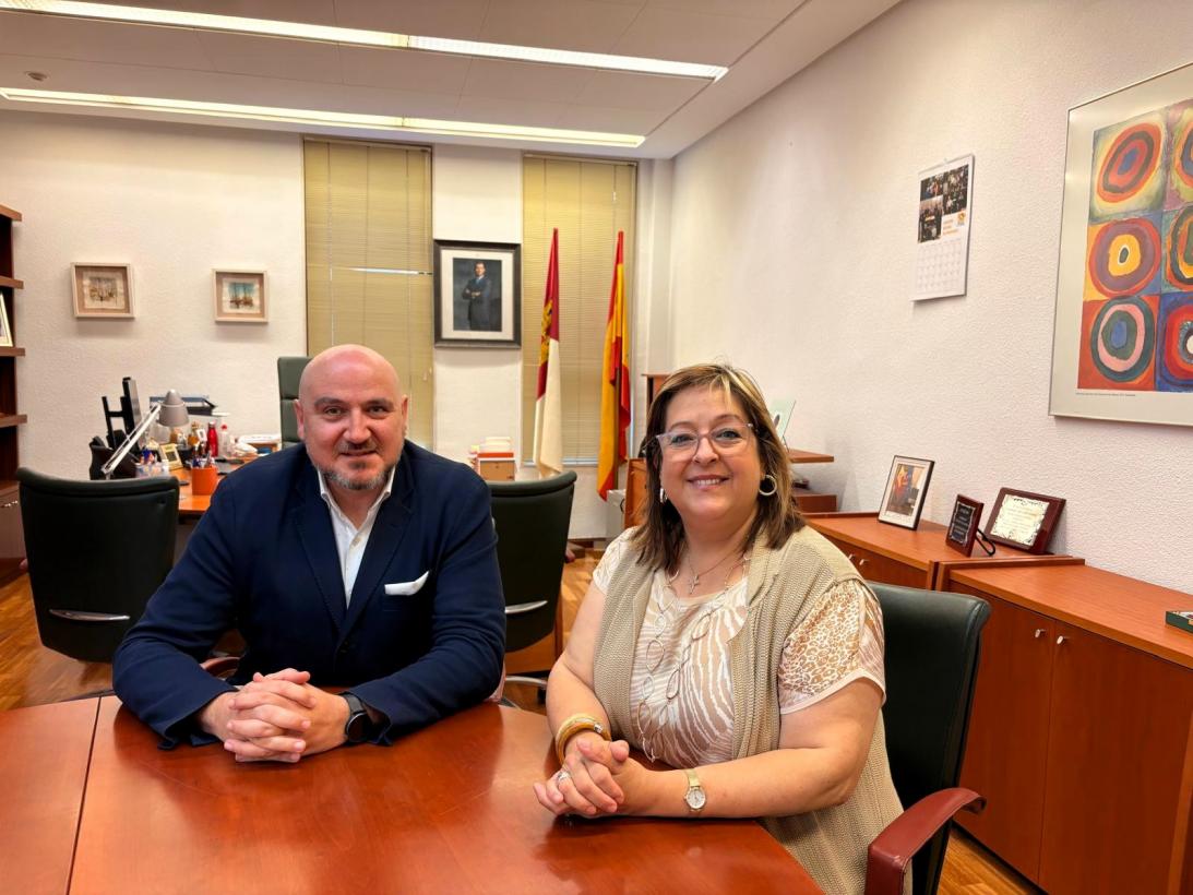 El delegado de Sanidad en Ciudad Real se reúne en Villarrubia de los Ojos