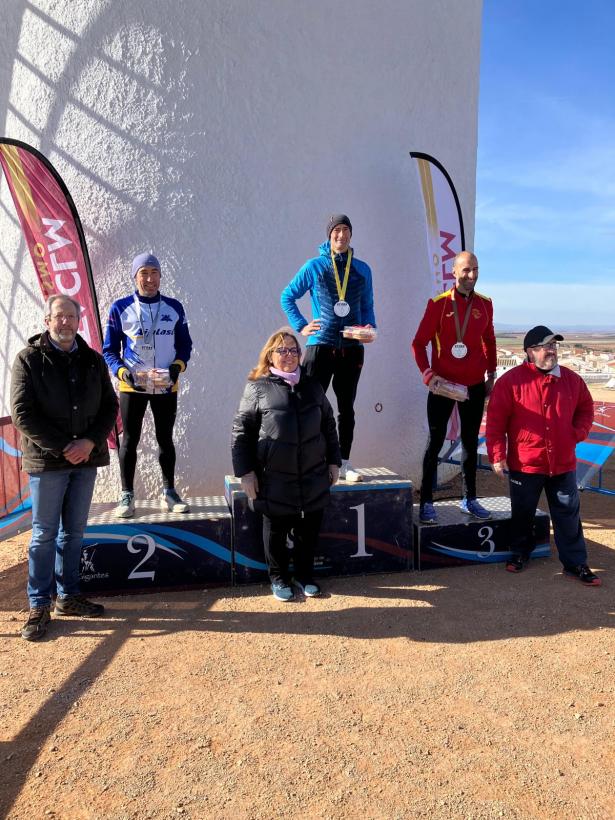 Más de 100.000 escolares participan para detectar talentos en atletismo y campo a través