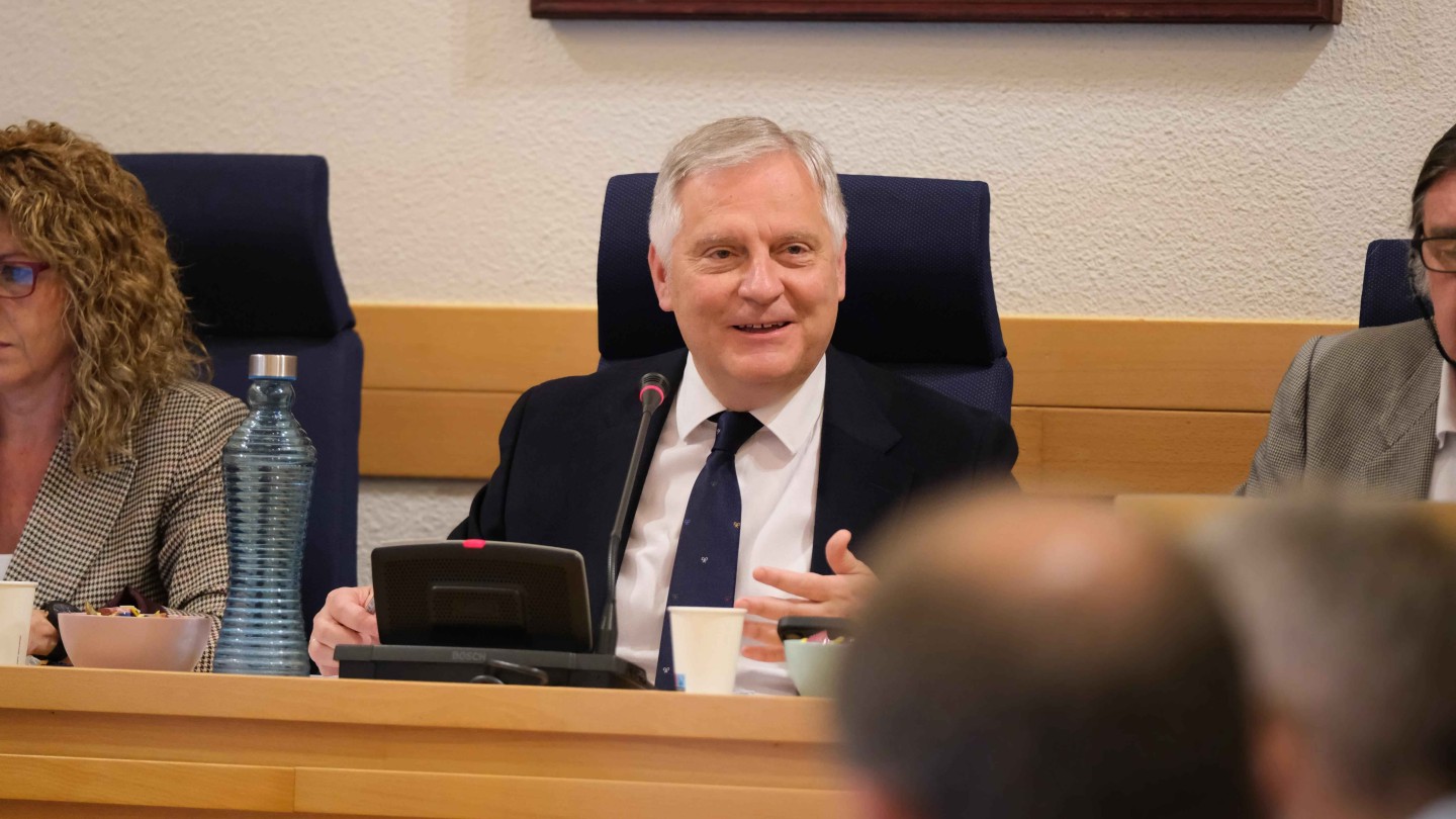 canizares reclama al gobierno planificacion ante la regularizacion extraordinaria y exige respuesta