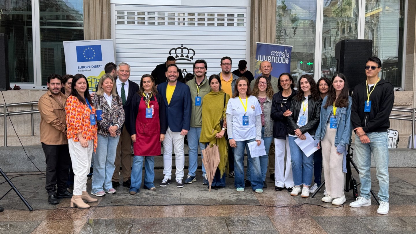 ciudad real celebra el dia de europa y anima a los jovenes a