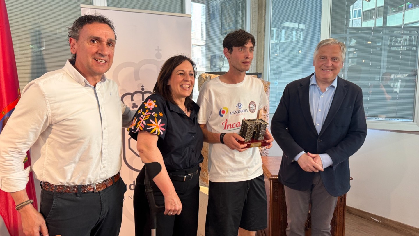 ciudad real expresa orgullo por sus equipos en la 1a liga de balonmano