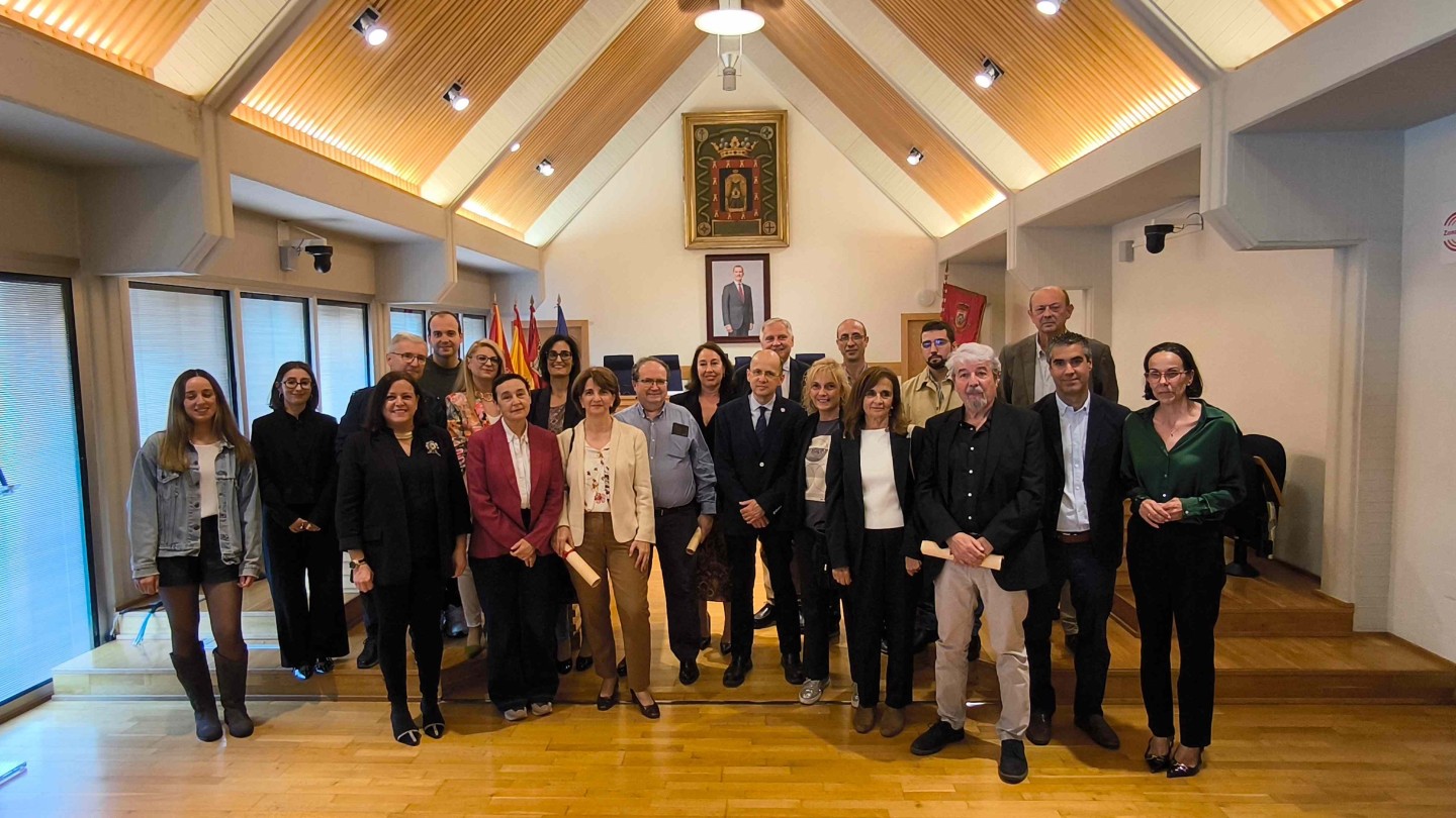 ciudad real felicita a investigadores de la uclm premiados en 2025 por castilla la