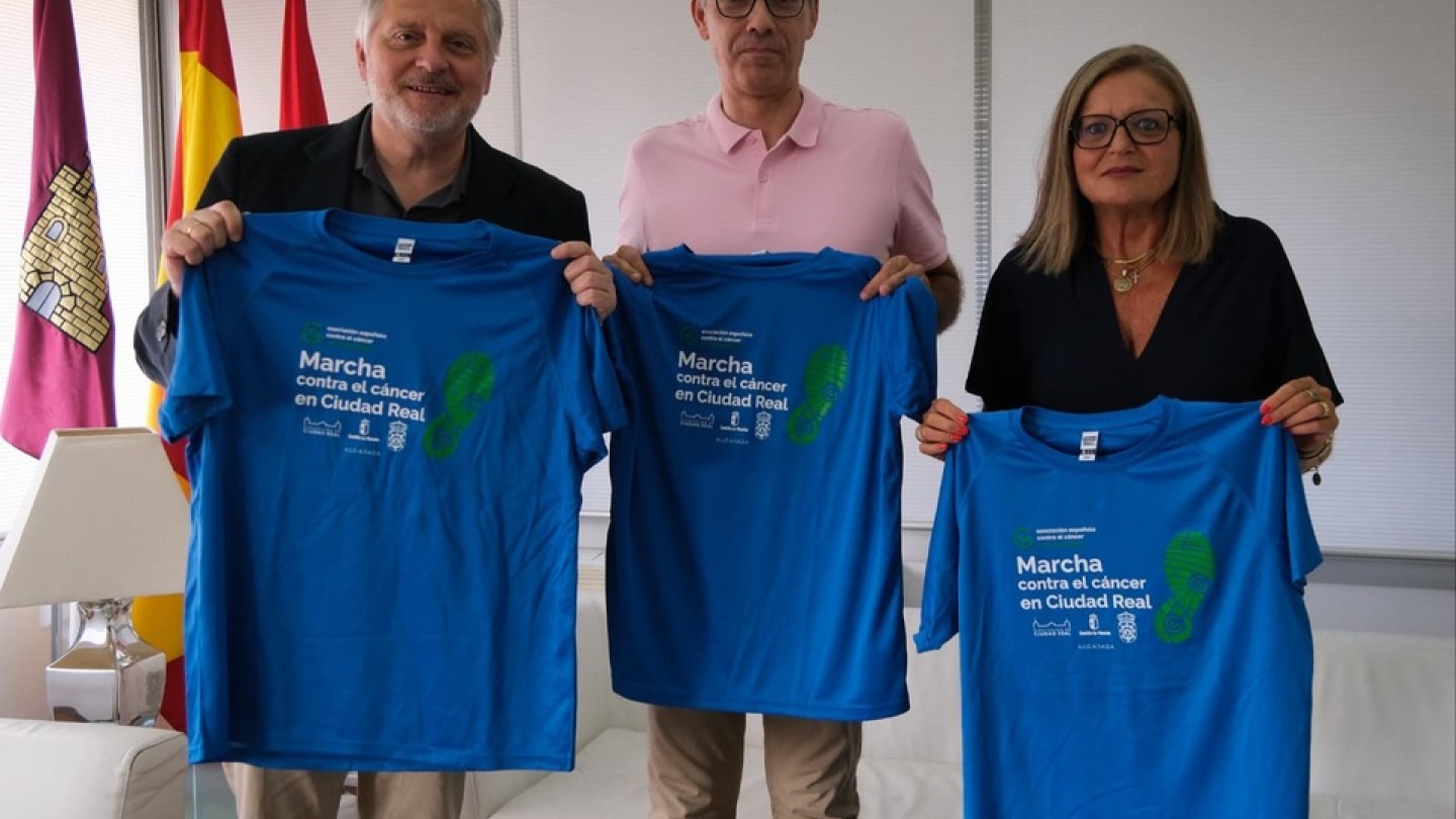 el ayuntamiento apoya la 5a carrera contra el cancer de la