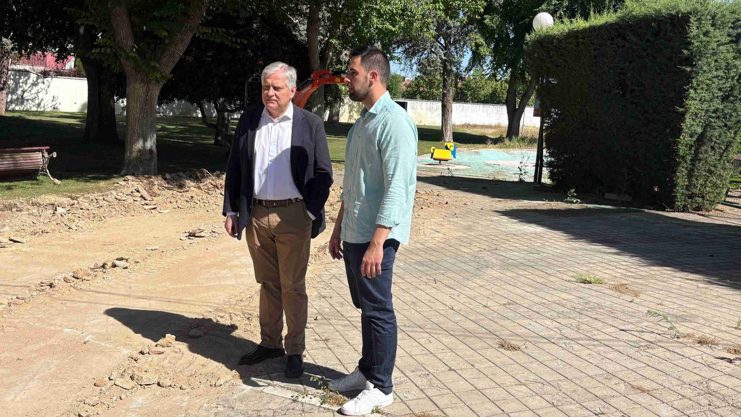 el ayuntamiento de ciudad real invierte 68 000 euros en piscina y parque