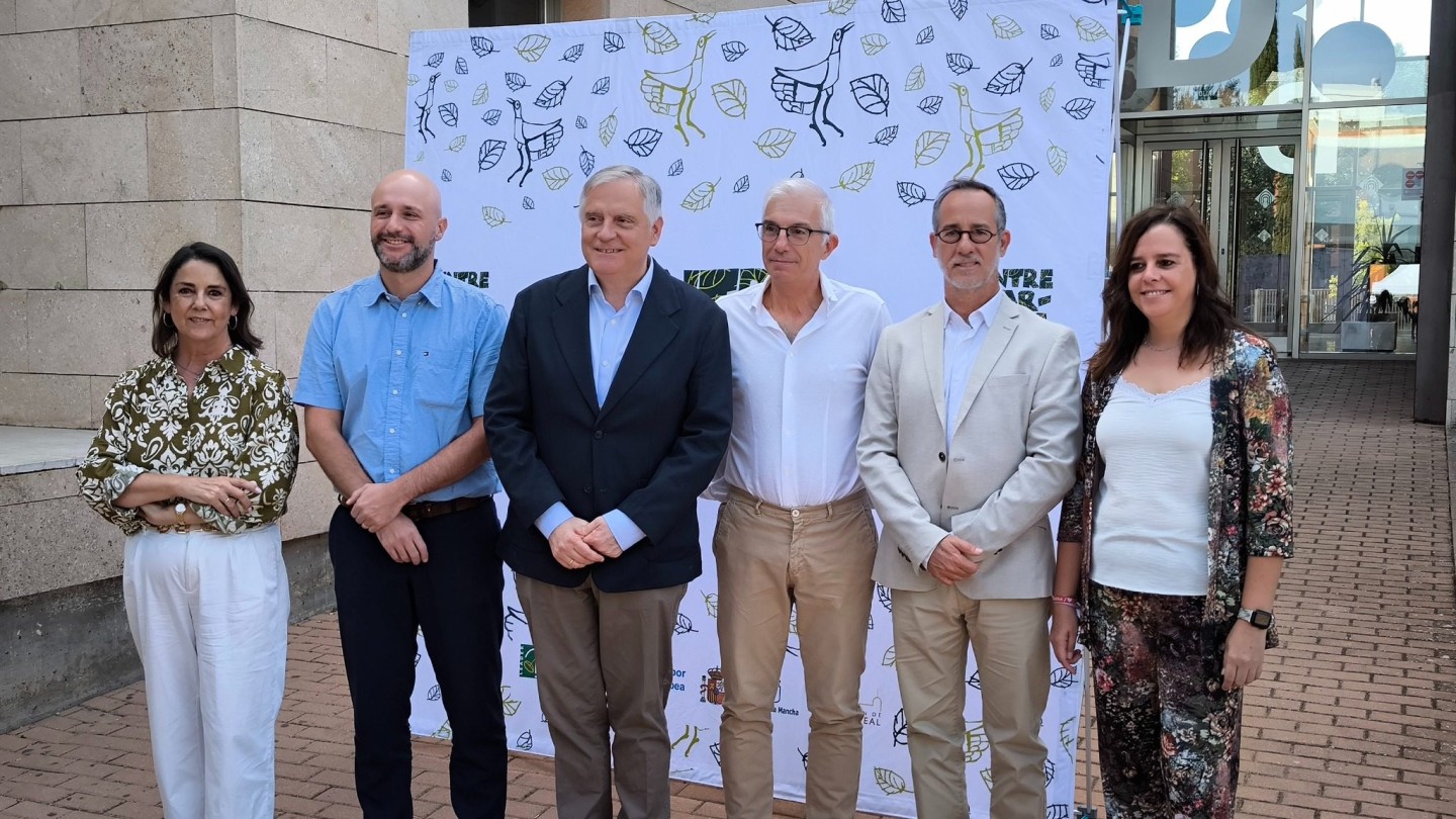 entreparques firma un convenio con ciudad real para impulsar proyectos de turismo y
