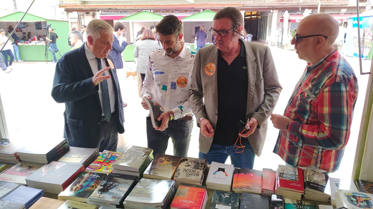 la feria del libro arranca con 24 casetas y mas de 70
