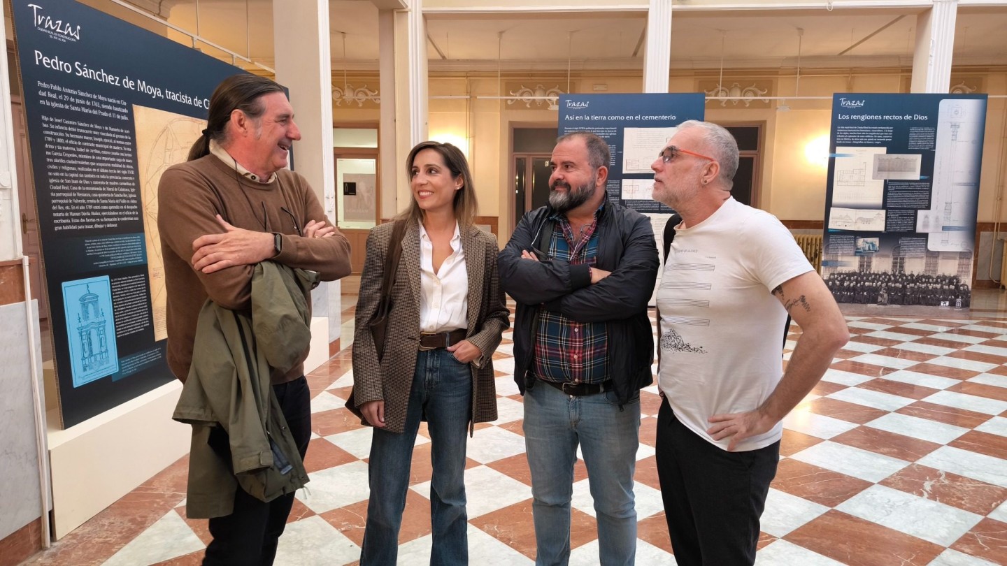 la finalista del planeta 2025 angela banzas dialoga con lectores en ciudad