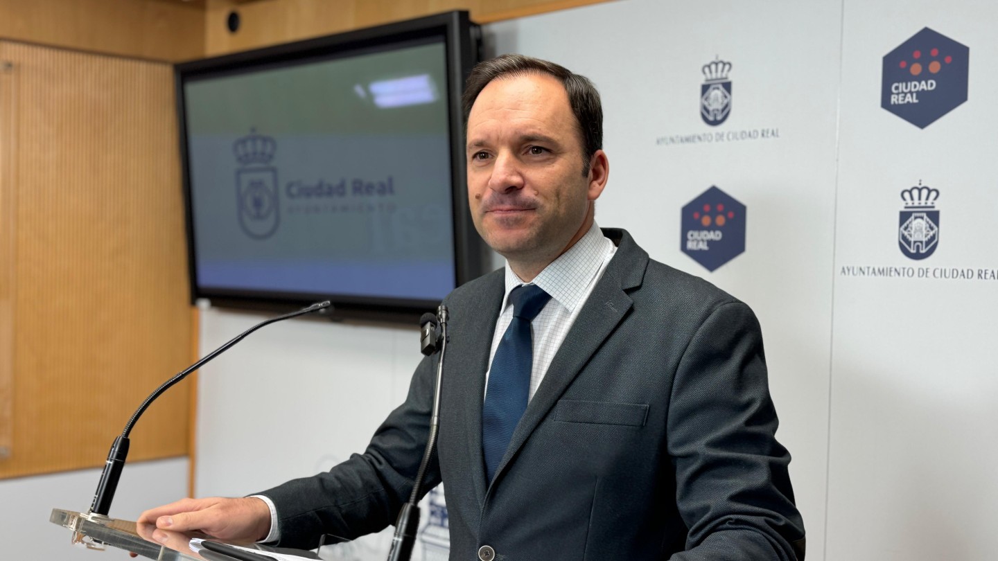 la junta de gobierno local del ayuntamiento de ciudad real aprueba pavimentacion y