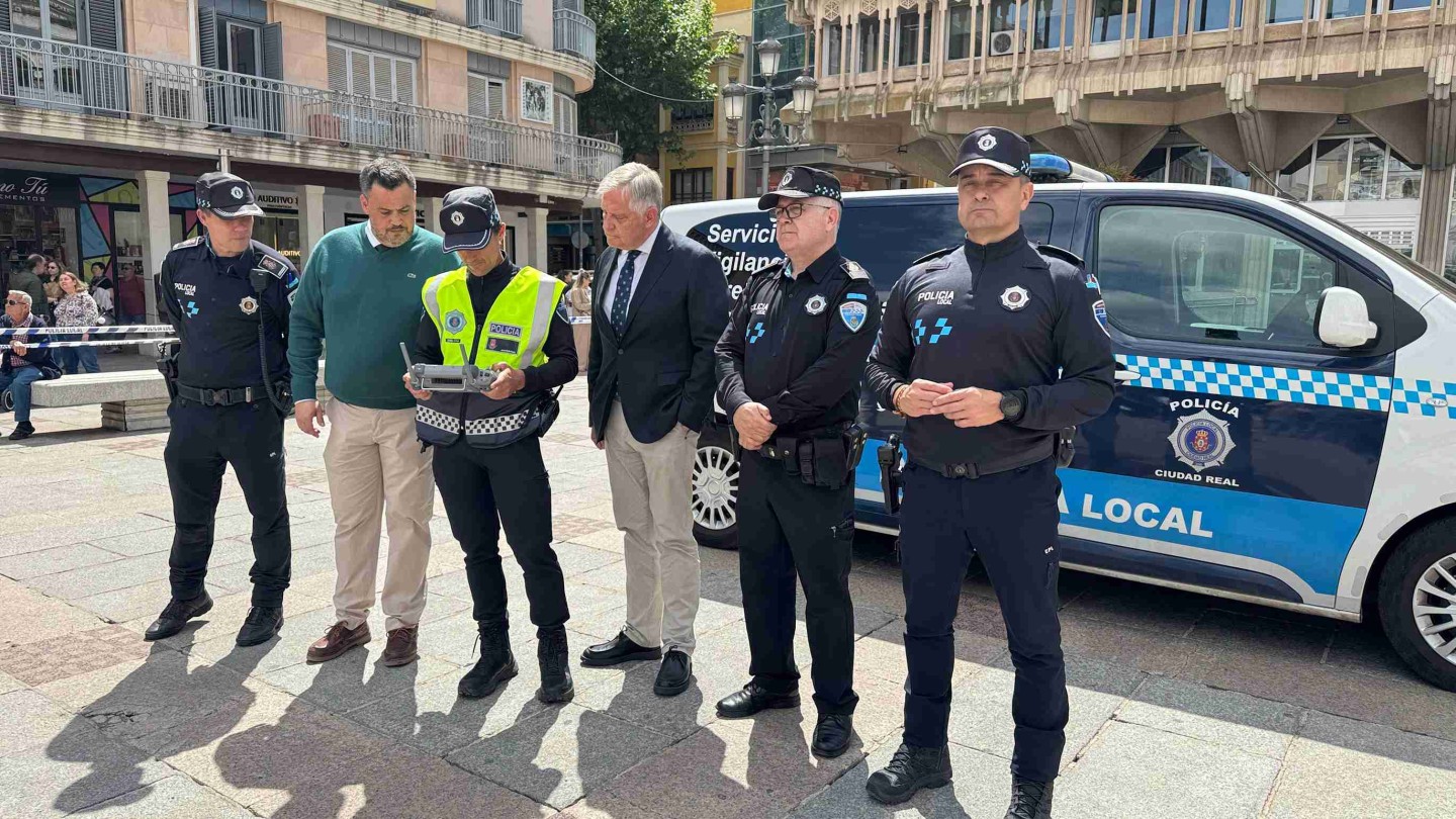 la policia local de ciudad real incorpora drones 2 patrulleros y 3