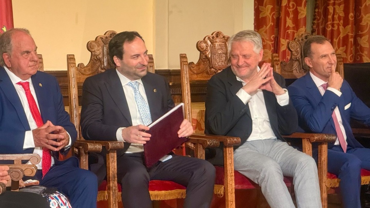 roberto garcia minguillan pronuncia el pregon taurino de ciudad real en el antiguo